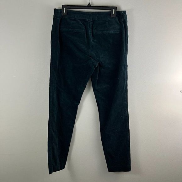 OLD NAVY Green Corduroy Crop Pants (12) - Picture 4 of 7